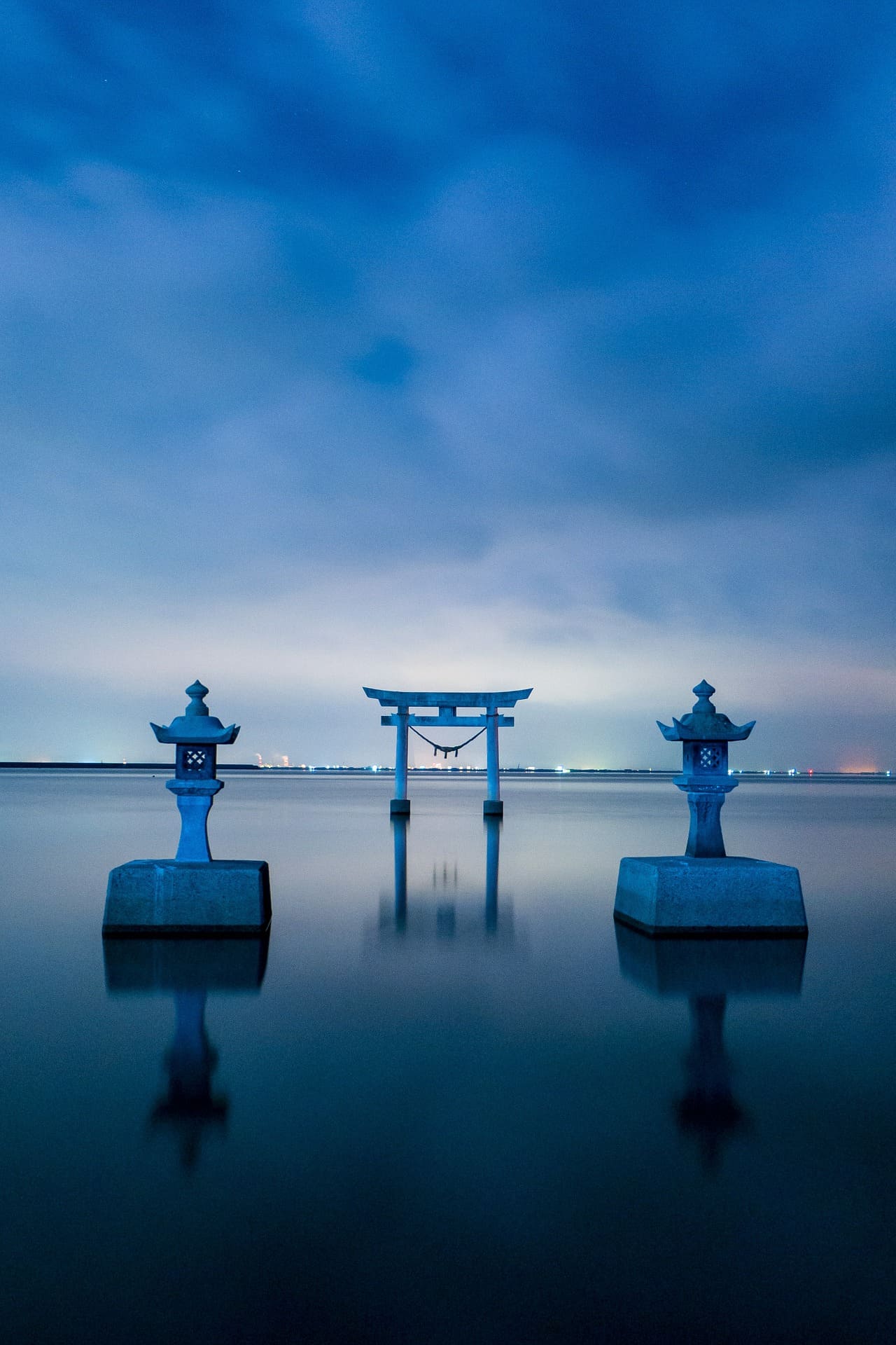 A typical memorial of Japan with beautiful views. Golive Japan.